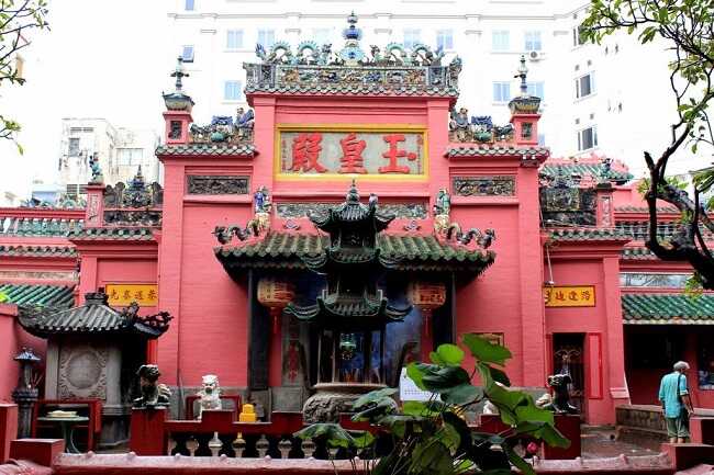 chùa cầu duyên ở Sài Gòn 7
